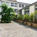 Bright And Airy 1bd Quartier De La Gare 巴黎