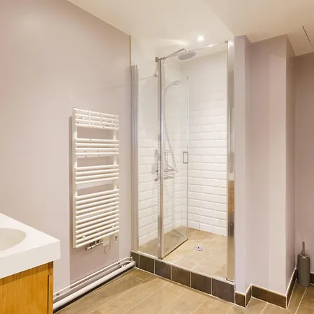 Bright And Airy 1bd Quartier De La Gare *