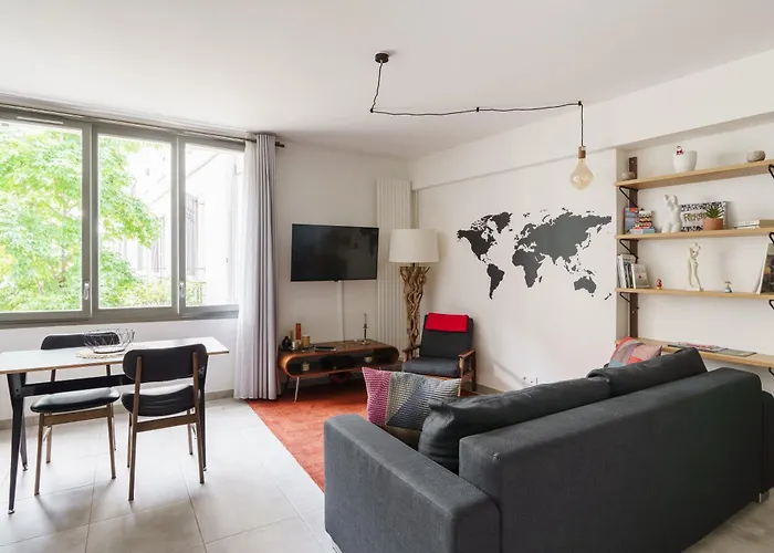 Bright And Airy 1bd Quartier De La Gare Lägenhet *