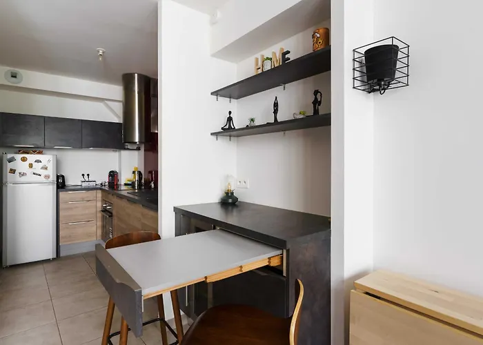 Bright And Airy 1bd Quartier De La Gare Apartman Párizs